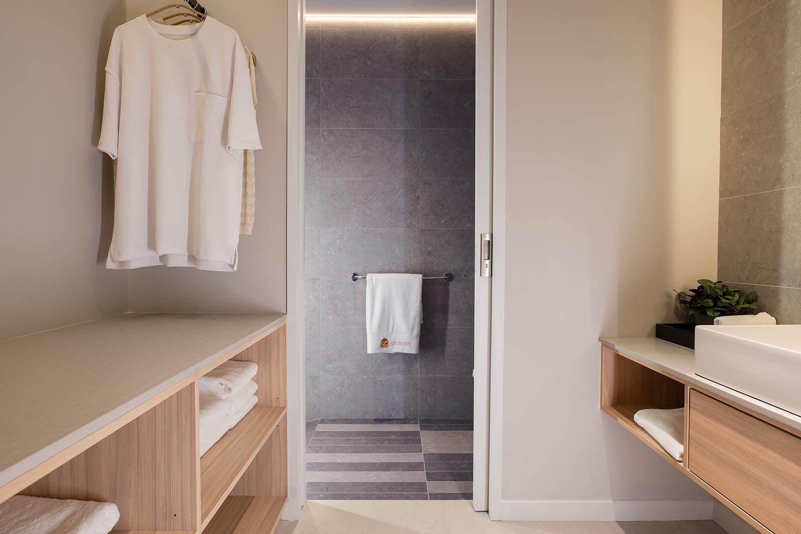 ebac home tropicana gardens 07 bathroom design 1600px