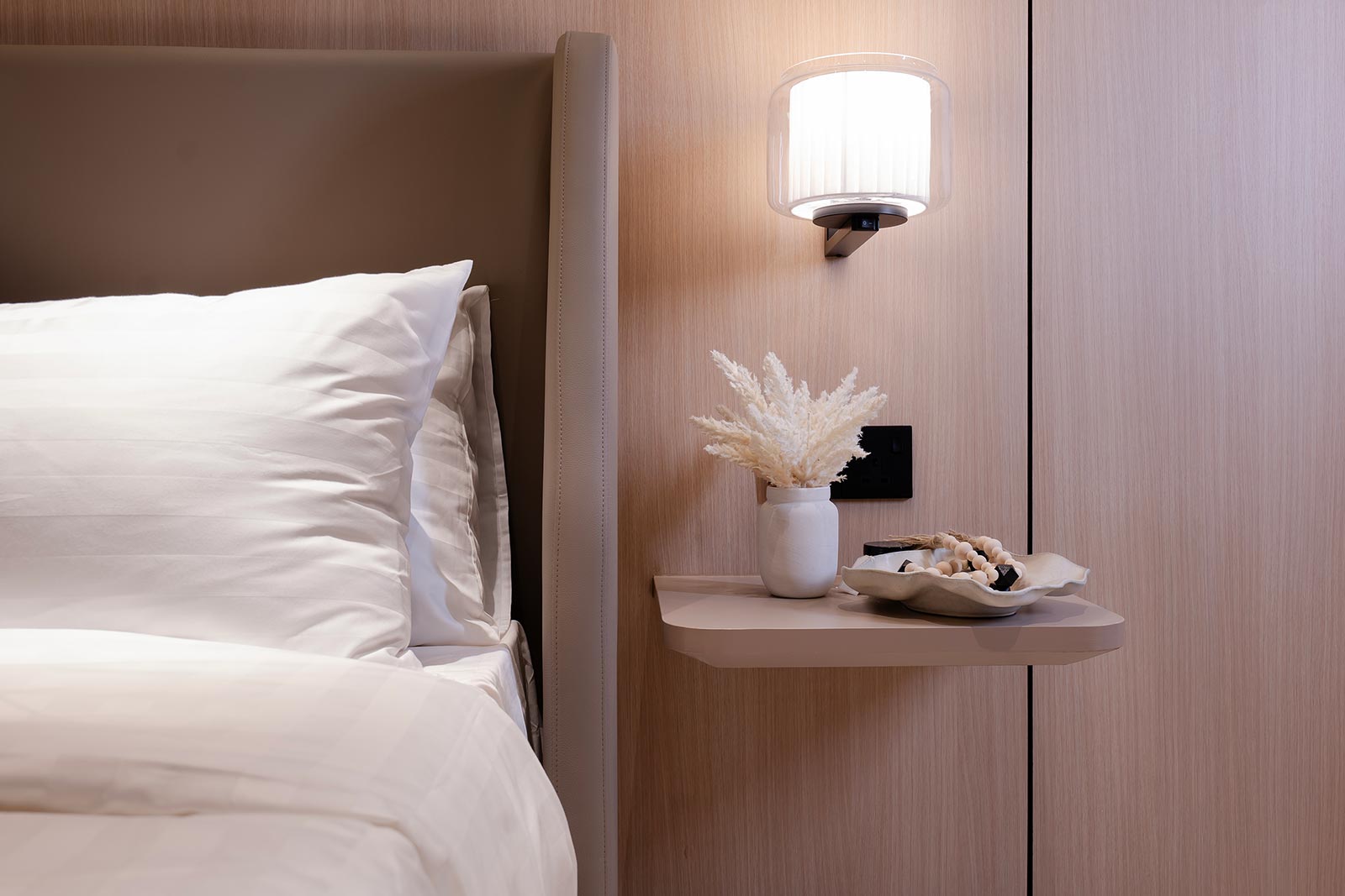 ebac home tropicana gardens 27 modern bedroom 1600px