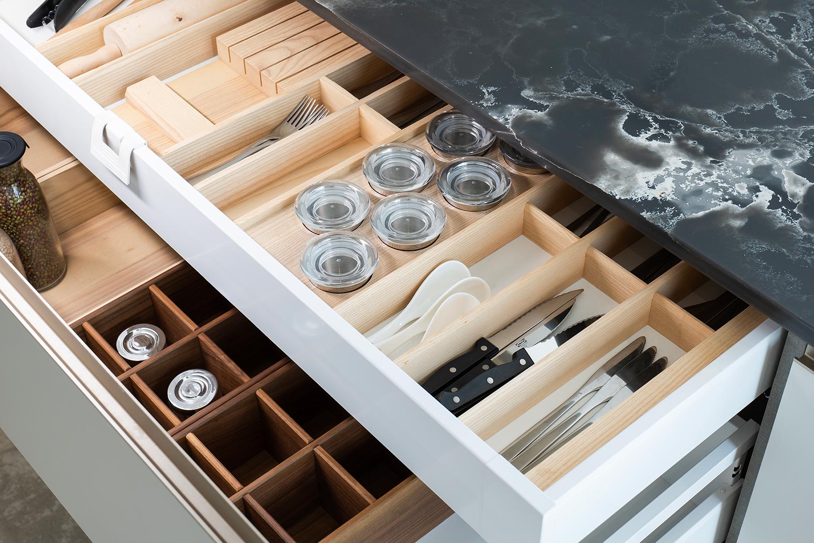 ebac home wisma fiamma 03 kitchen storage solutions 1600px